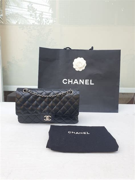 chanel m l classic flap bag
